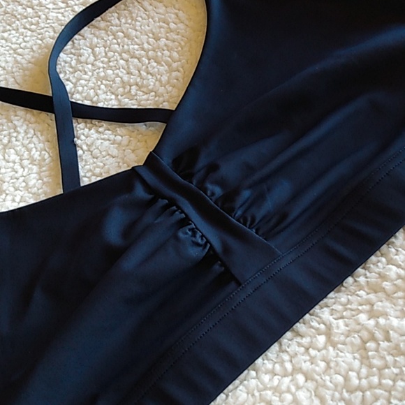 All Access NYC Sports Bra – Navy – Criss-Cross – 2X - Picture 2 of 11